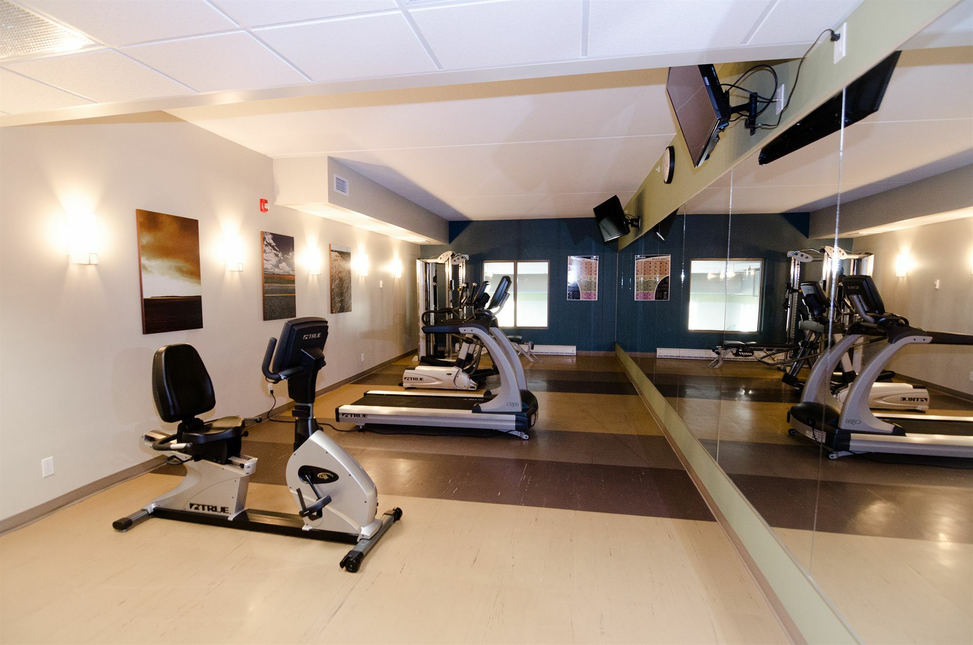 Hotel Western Winnipeg West